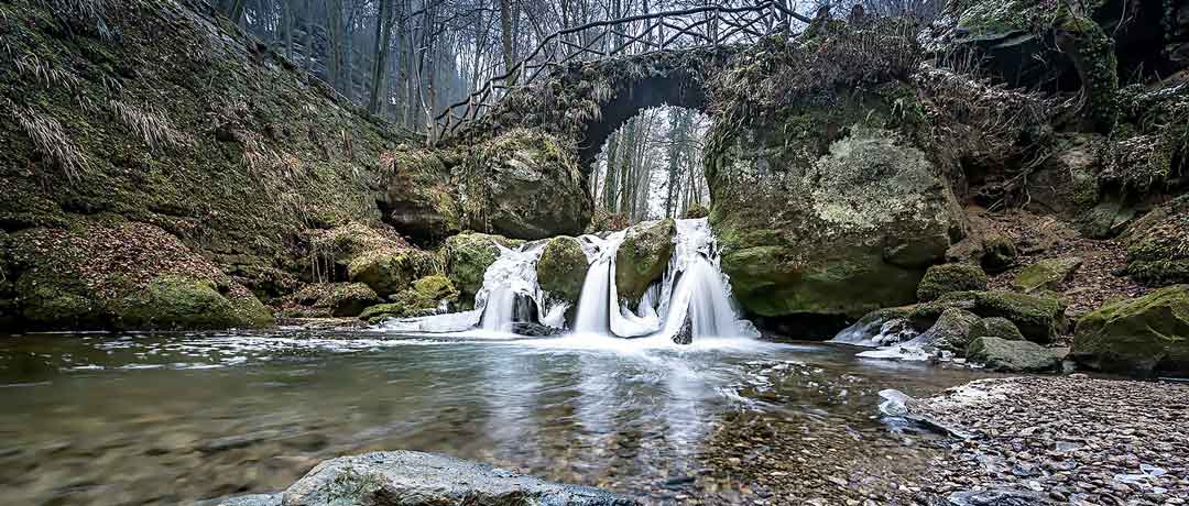 High Quality Water: Structured vs Filtered Explained